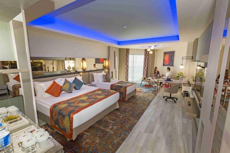 Antalya utazás Royal Seginus