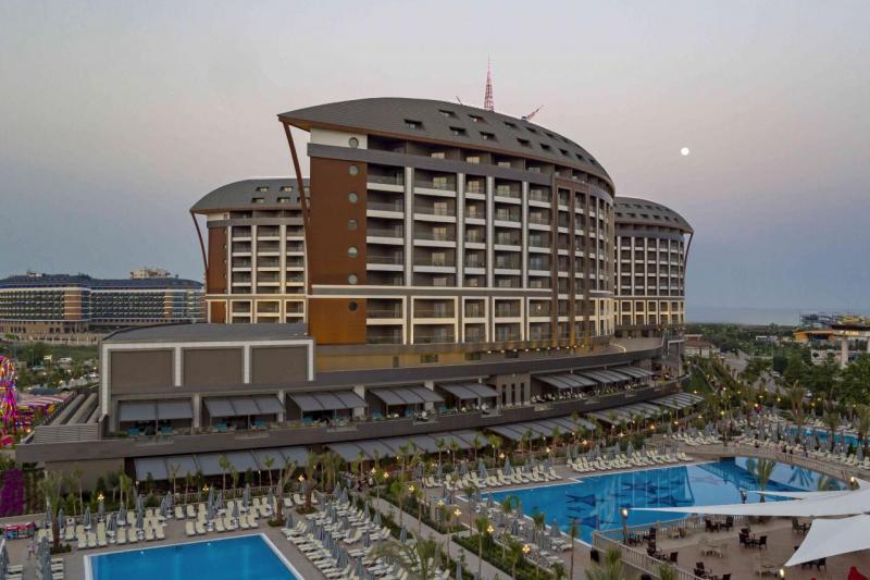 Antalya utazás Royal Seginus