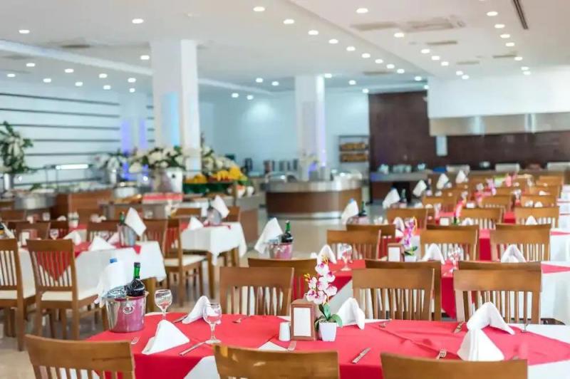 Kemer utazás Royal Towers Hotel Kiris