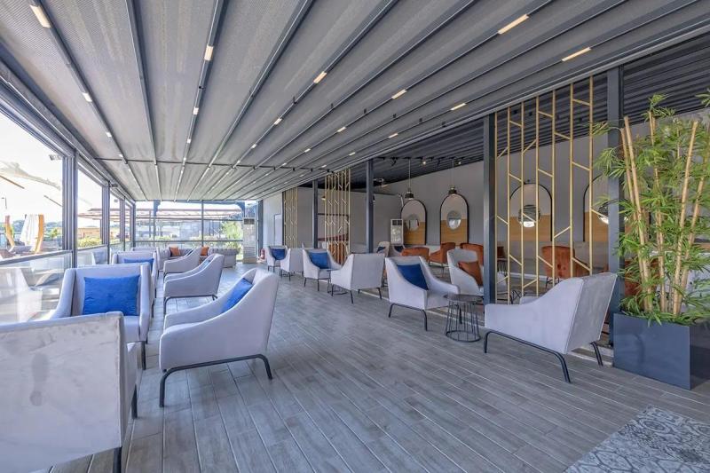 Antalya utazás Royal Towers Hotel Lara