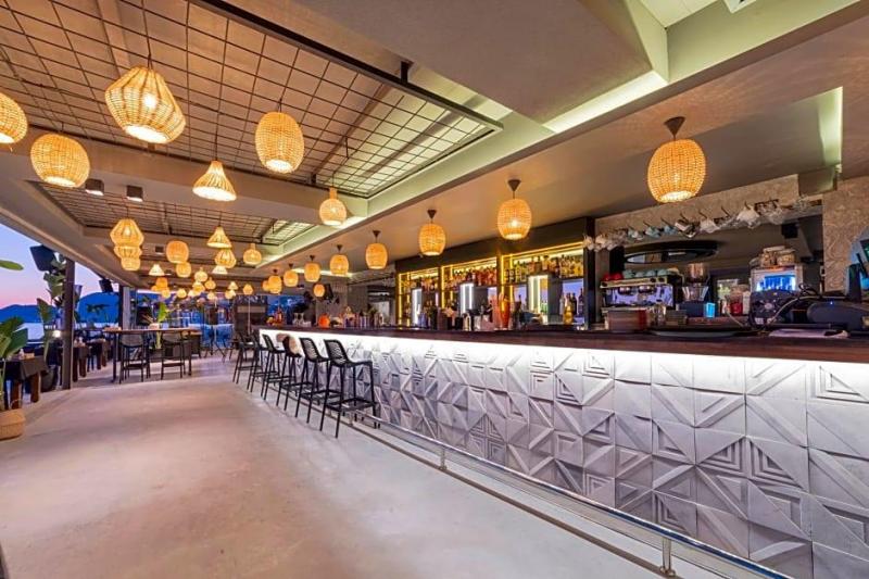 Alanya utazás Royalisa Palmiye Beach