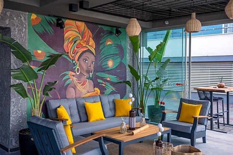 Alanya utazás Royalisa Palmiye Beach