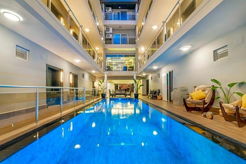 Alanya utazás Royalisa Palmiye Beach