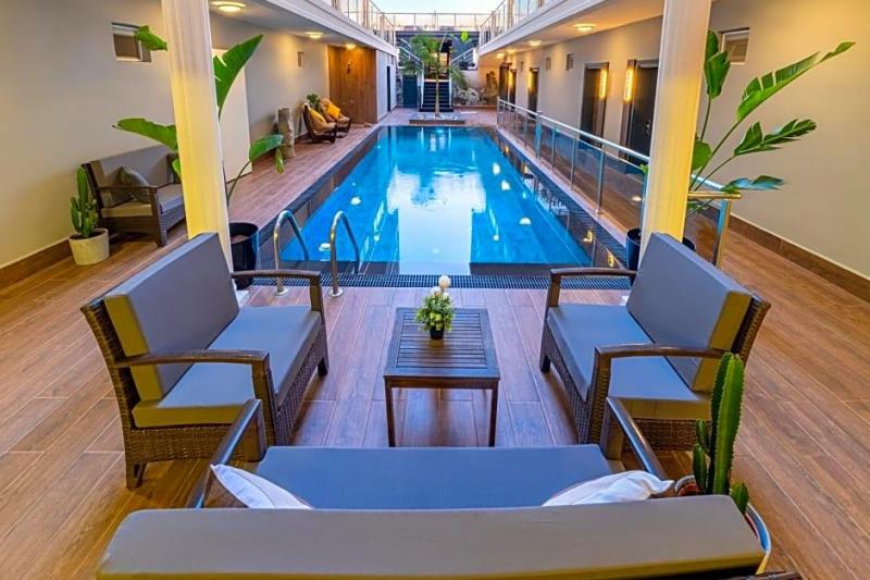 Alanya utazás Royalisa Palmiye Beach