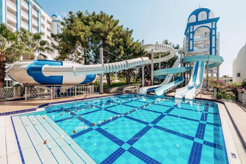 Alanya utazás Rubi Platinum Hotel
