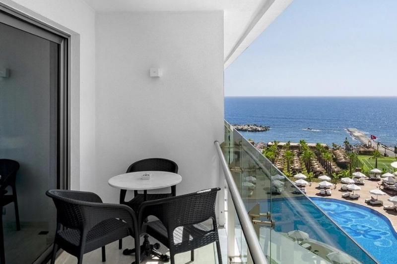 Alanya utazás Rubi Platinum Sign