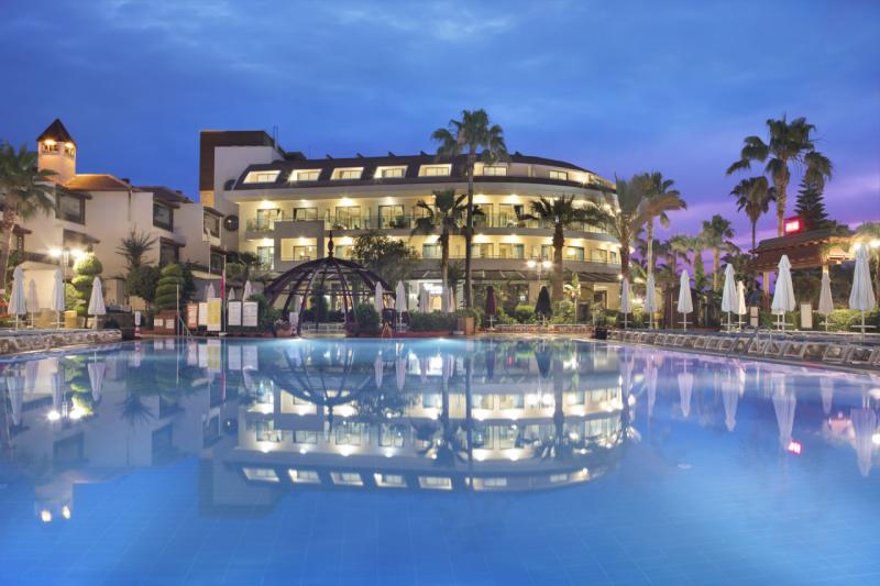 Alanya utazás Saphir Hotel & Villas