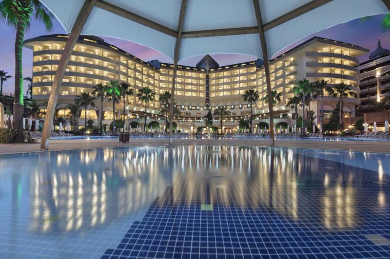 Alanya utazás Saphir Resort & Spa Hotel