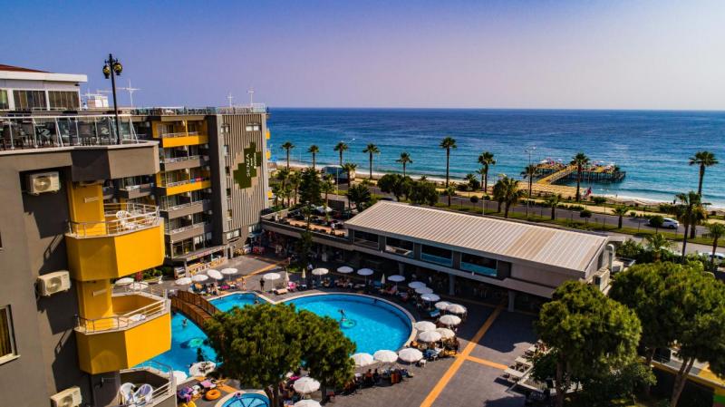 Alanya utazás Senza Grand Santana Hotel