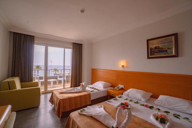 Alanya utazás Senza Grand Santana Hotel