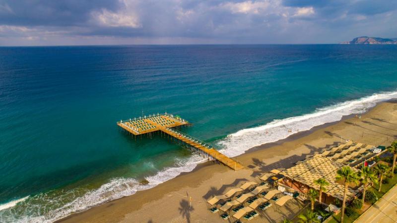 Alanya utazás Senza Grand Santana Hotel
