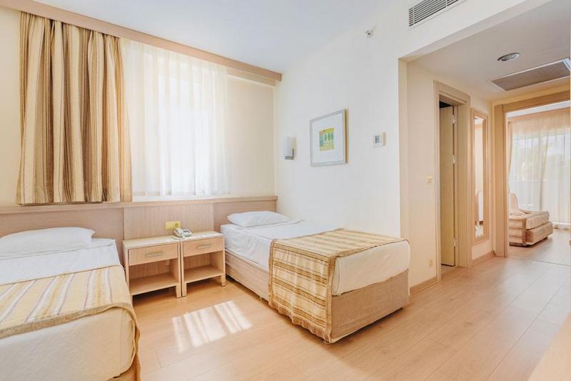 Side utazás Sural Resort Hotel