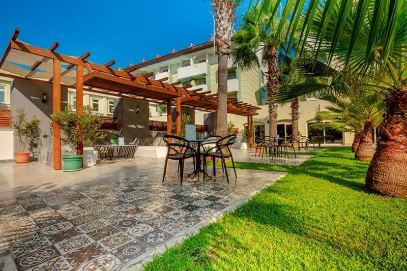 Side utazás Sural Resort Hotel