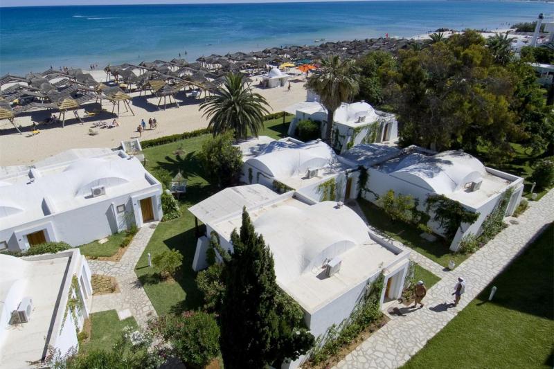 Hammamet utazás The Orangers Beach Resort & Bungalows