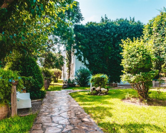 Hammamet utazás The Orangers Beach Resort & Bungalows