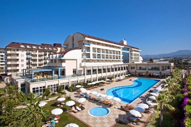 Alanya utazás Titan Select Hotel