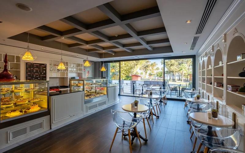 Kemer utazás Turkiz Deluxe Resort Kemer