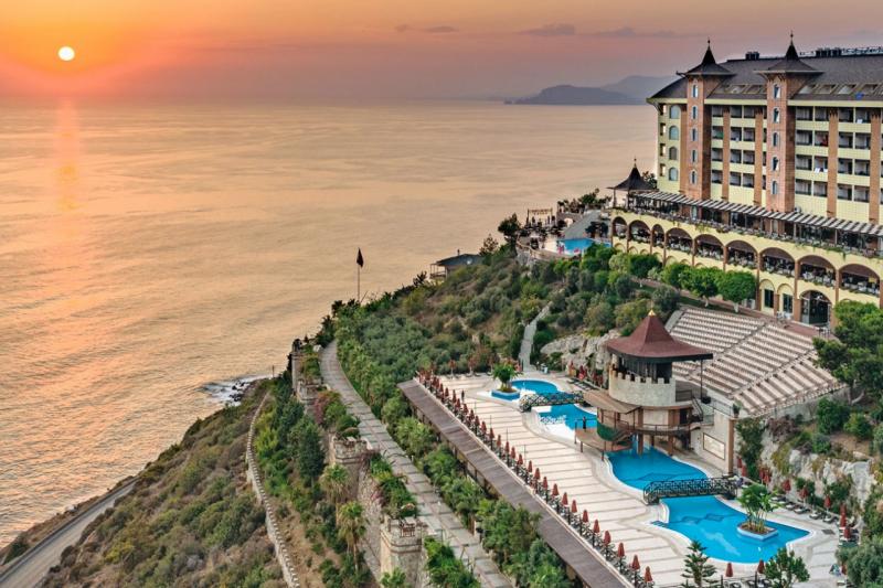 Alanya utazás Utopia World Hotel