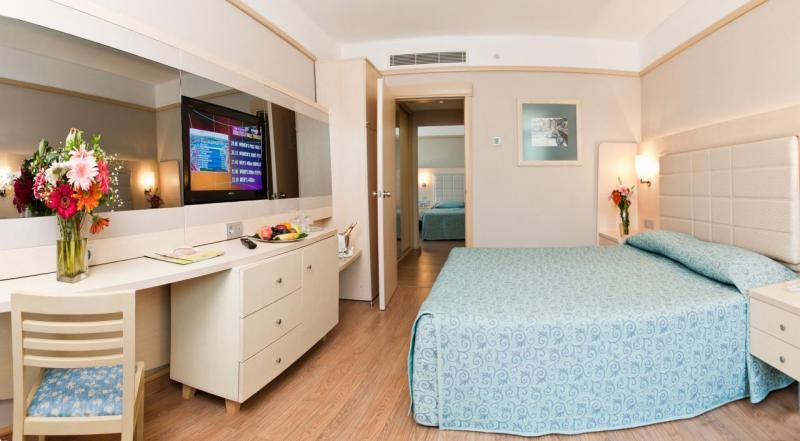 Side utazás Von Resort Golden Coast Hotel