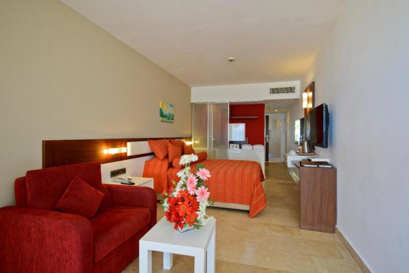 Alanya utazás Yalihan Una Hotel