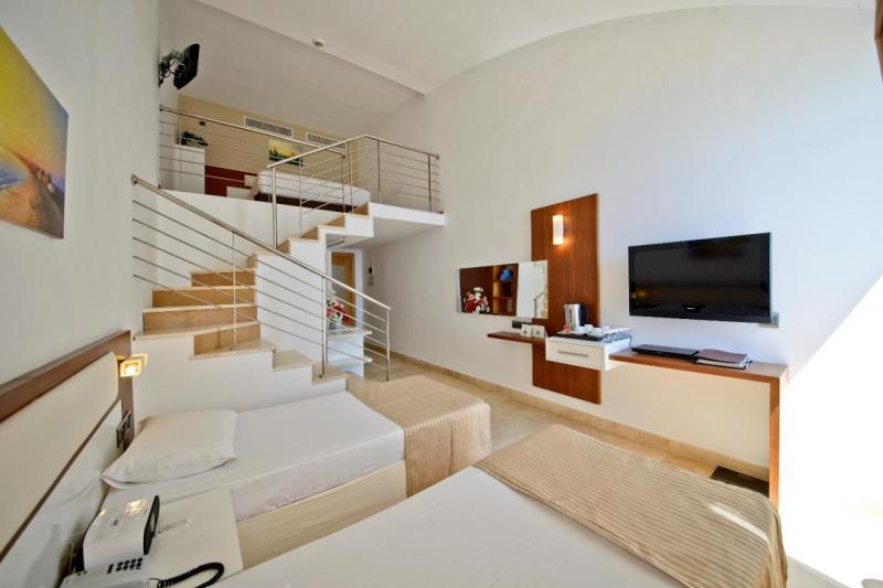 Alanya utazás Yalihan Una Hotel