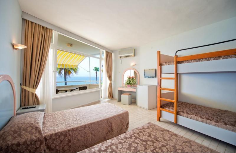 Alanya utazás Yalihan Una Hotel