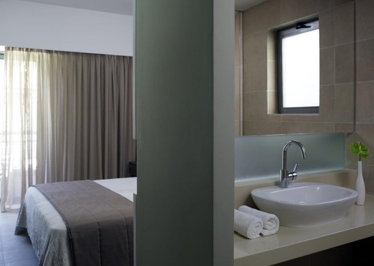 Rodosz Rhodes utazás Angela Downtown 