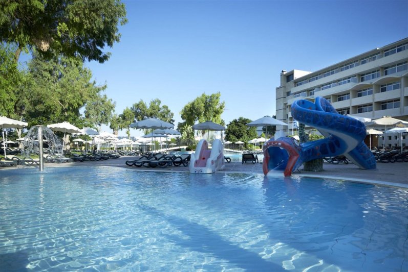 Rodosz Ialyssos utazás Atlantica Princess