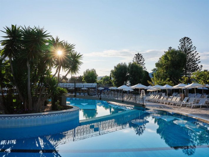 Rodosz Ialyssos utazás Atlantica Princess