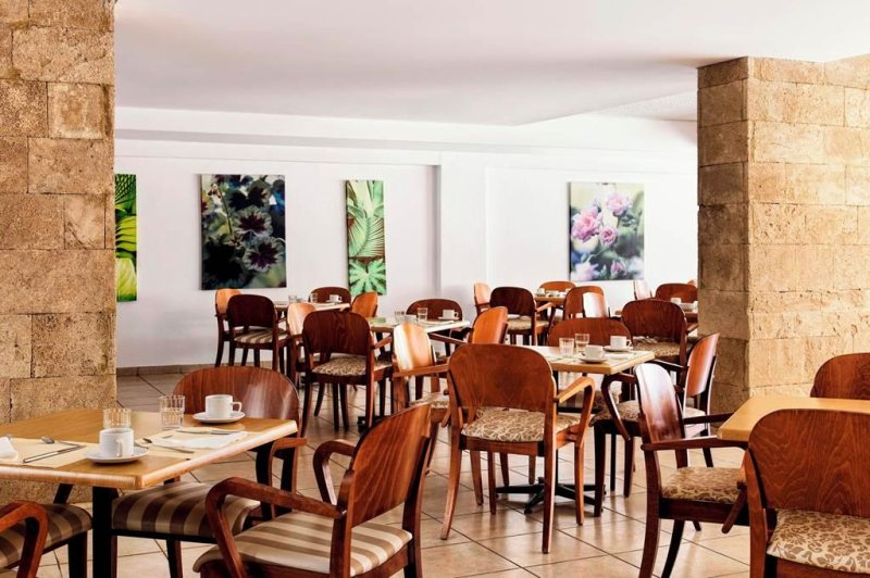 Rodosz utazás Esperia City