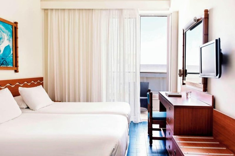 Rodosz utazás Esperia City