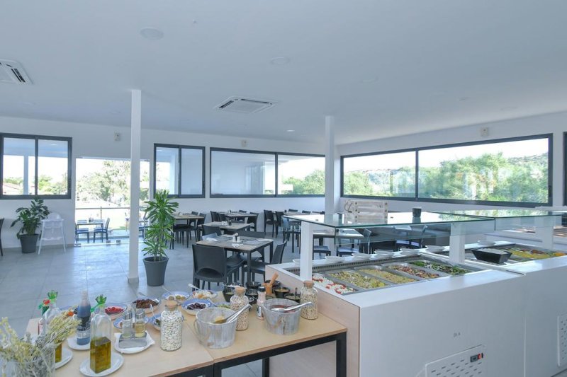 Rodosz utazás Evita Mare