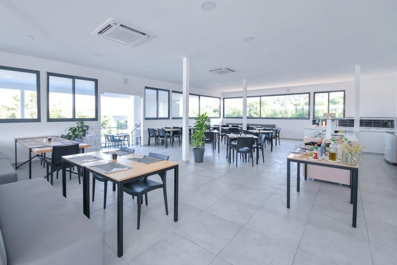 Rodosz utazás Evita Mare