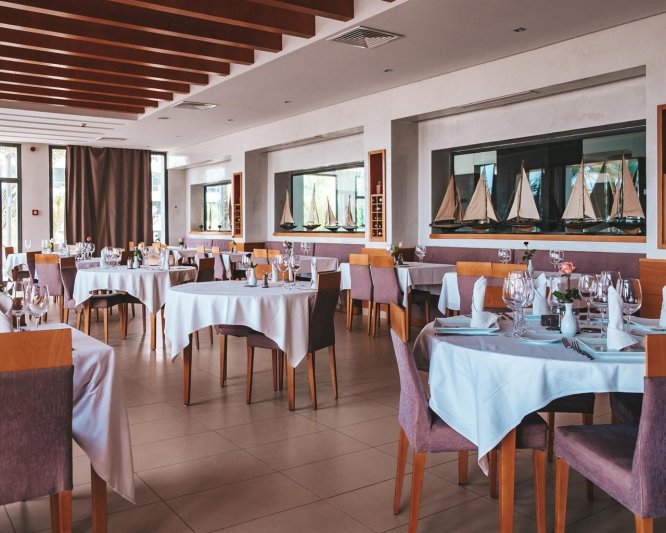 Monastir utazás Marvida Rosa Beach