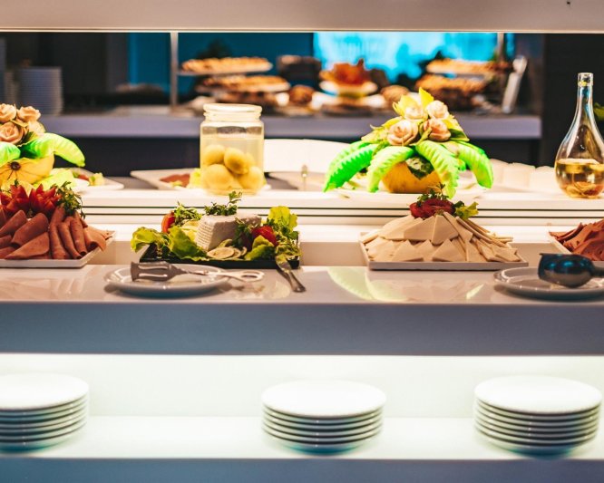 Monastir utazás Marvida Rosa Beach