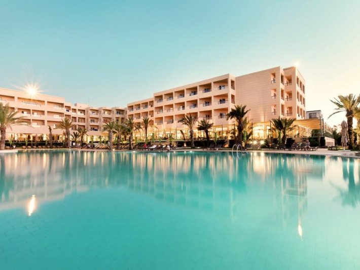 Monastir utazás Marvida Rosa Beach