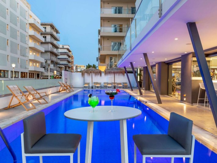 Mercure Rhodes Alexia Rodosz