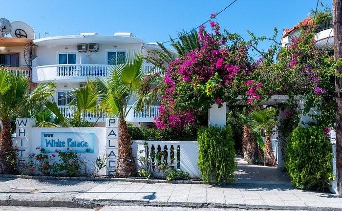 Rodosz utazás White Palace Studios