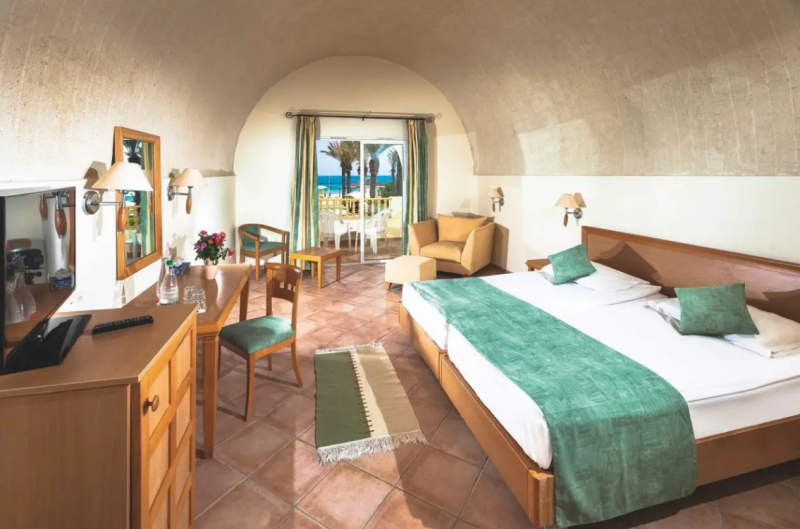 Nabeul utazás Calimera Delfino Beach Resort