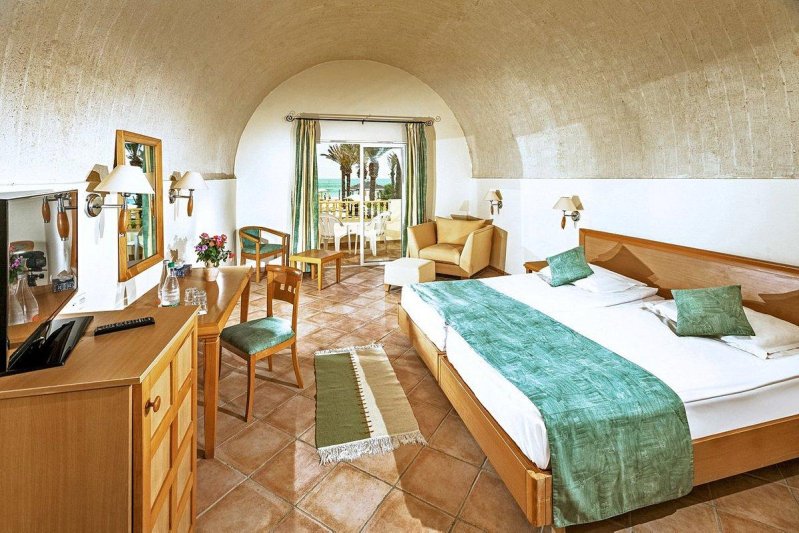 Nabeul utazás Calimera Delfino Beach Resort