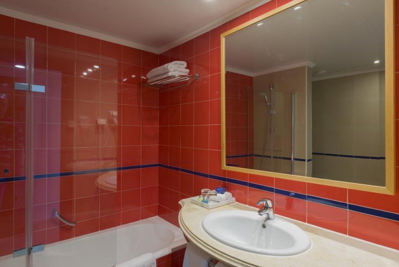 Sousse utazás Tour Khalef