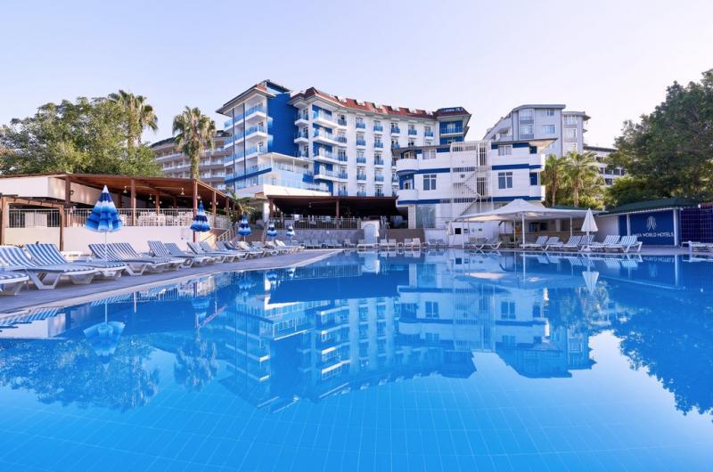 Alanya utazás Maya World Beach Hotel