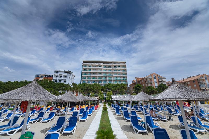 Durres utazás Albanian Star Hotel
