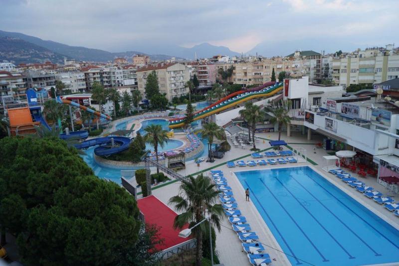 Alanya utazás Aslan City Kleopatra Hotel