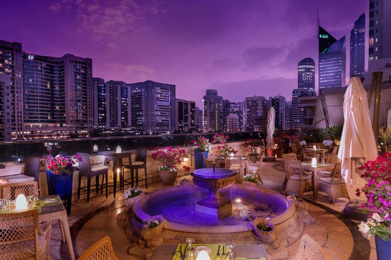 Abu Dhabi utazás Corniche Hotel Abu Dhabi