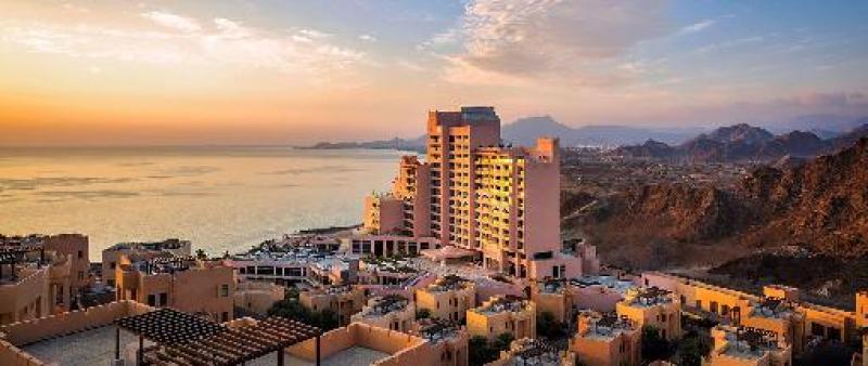 Dubai kombinált utazás Fairmont Fujairah 5 + Novotel Al Barsha 2