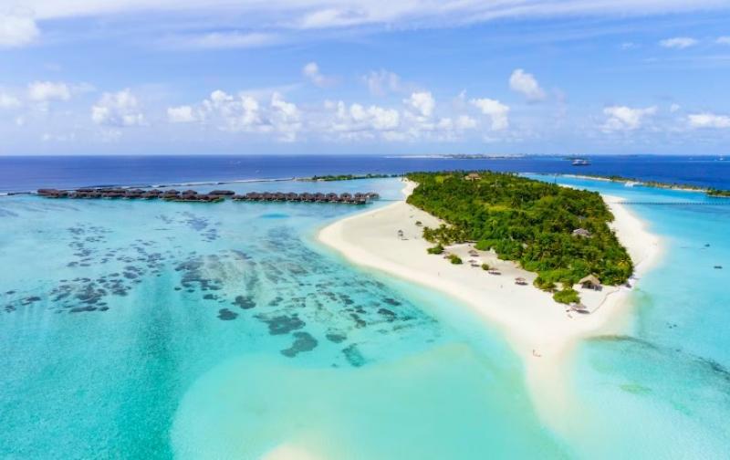 Maldív-szigetek utazás Villa Nautica - Paradise Island Resort