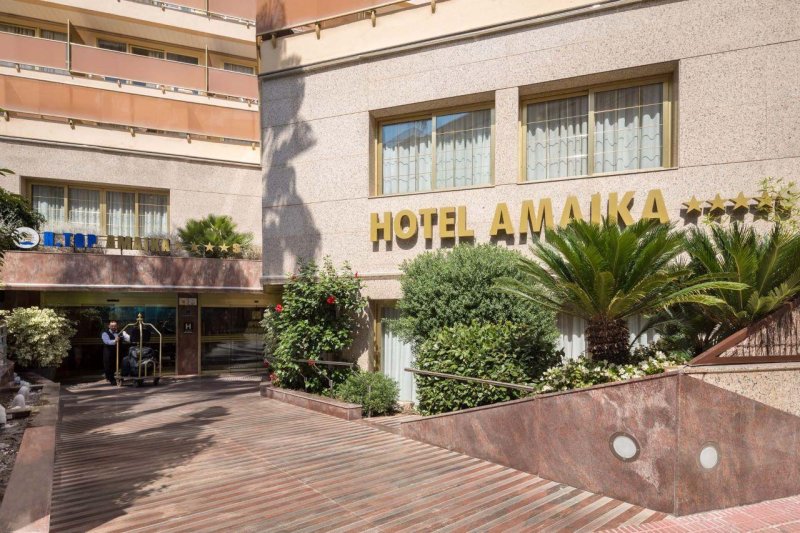 Costa Brava utazás Amaika Hotel