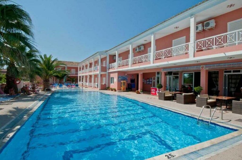 Korfu utazás Angelina Hotel