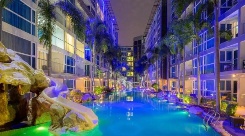 Pattaya utazás Centara Azure Hotel